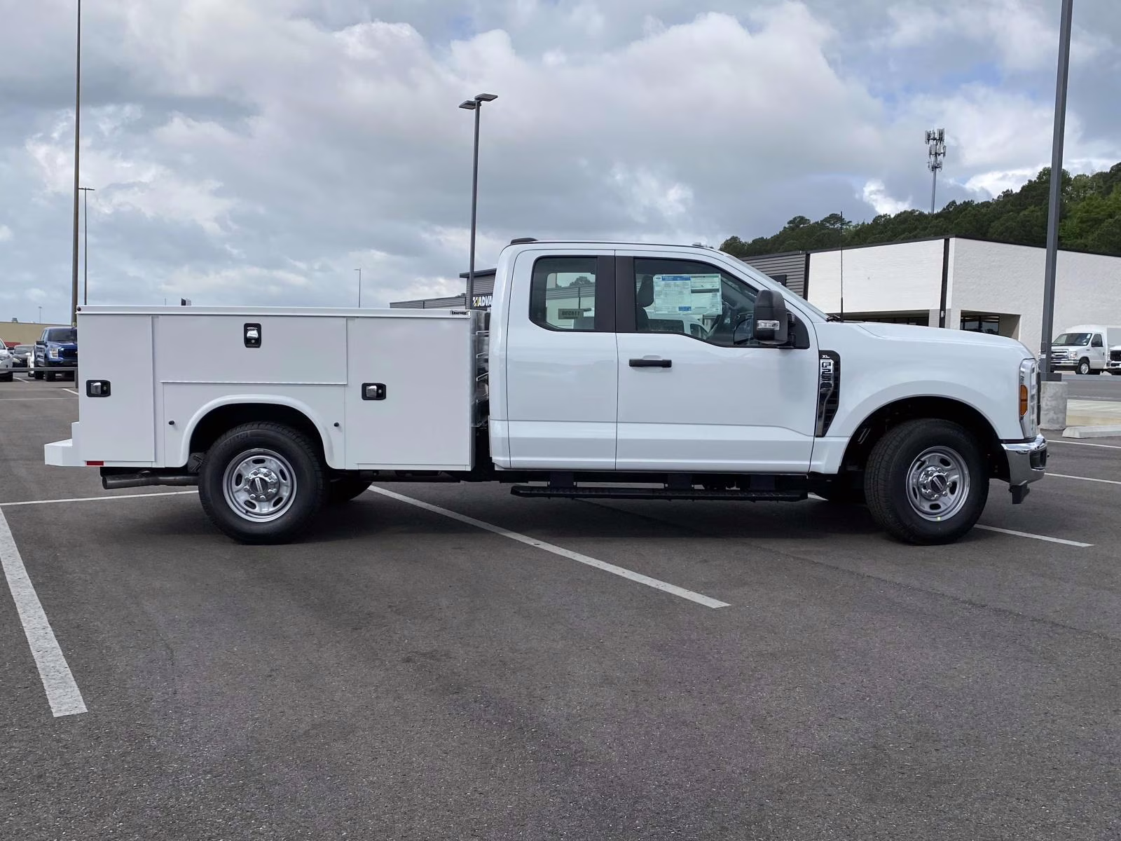 2026 Oxford White Ford Super Duty F-250 SRW XL RWD Truck