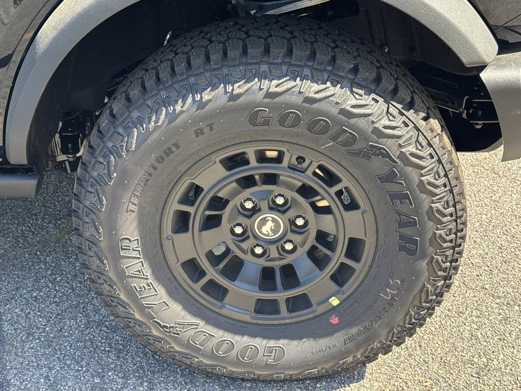 2026 Shadow Black Ford Bronco Badlands 4X4 SUV