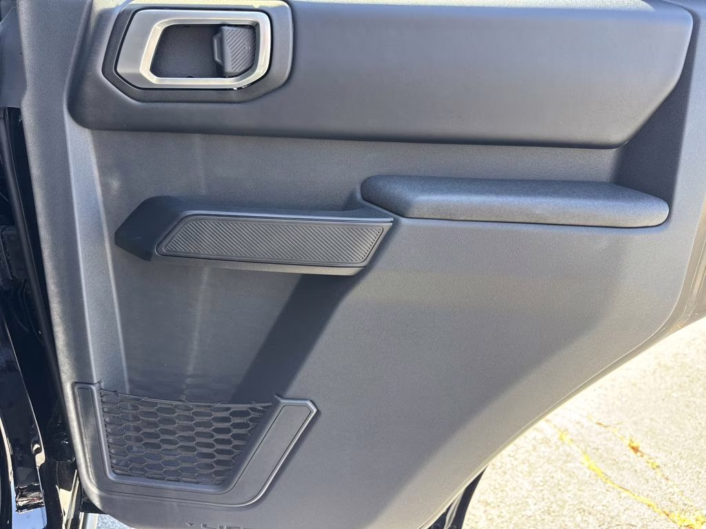 2026 Shadow Black Ford Bronco Badlands 4X4 SUV