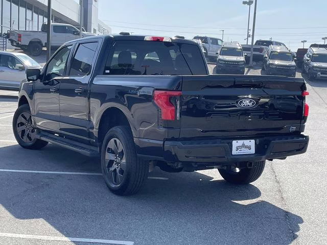 2024 Agate Black Metallic Ford F-150 Lightning Flash AWD Truck