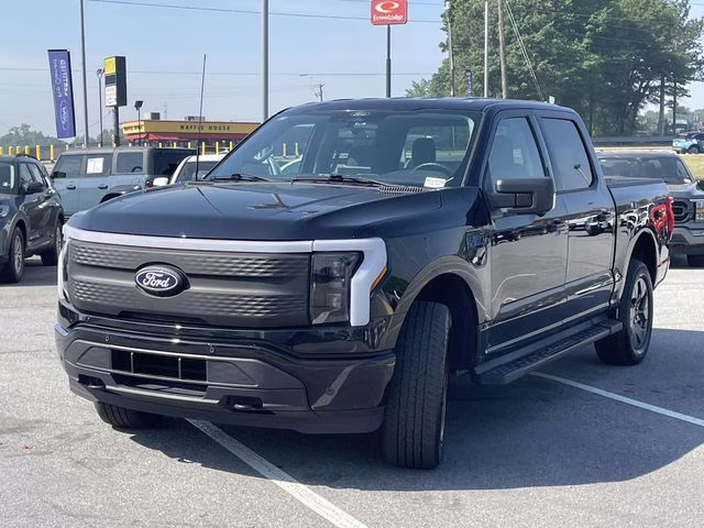 2024 Agate Black Metallic Ford F-150 Lightning Flash AWD Truck
