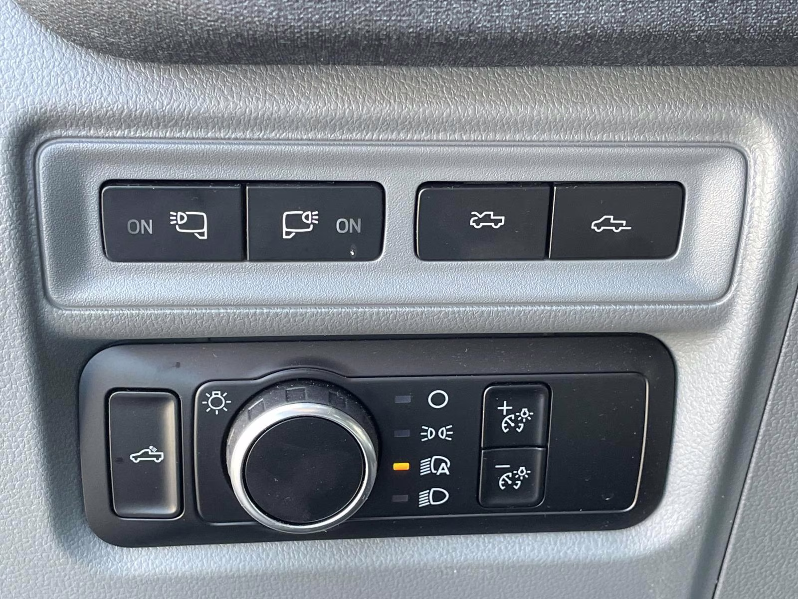 2024 Agate Black Metallic Ford F-150 Lightning Flash AWD Truck