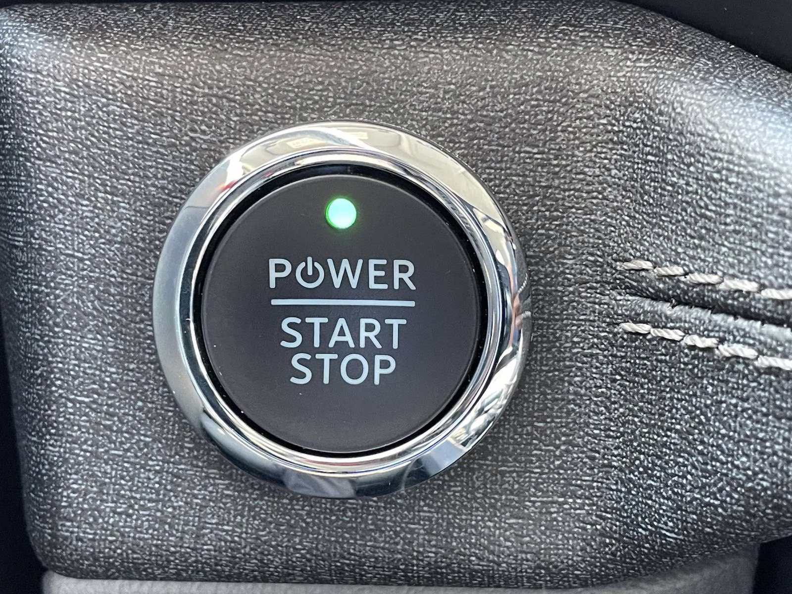 2024 Agate Black Metallic Ford F-150 Lightning Flash AWD Truck