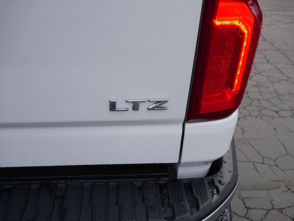 2021 Summit White Chevrolet Silverado 3500HD LTZ 4X4 Truck