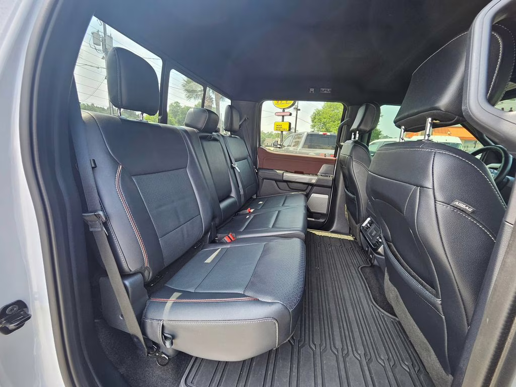 2022 White Metallic Ford F-150 Lariat 4X4 Truck