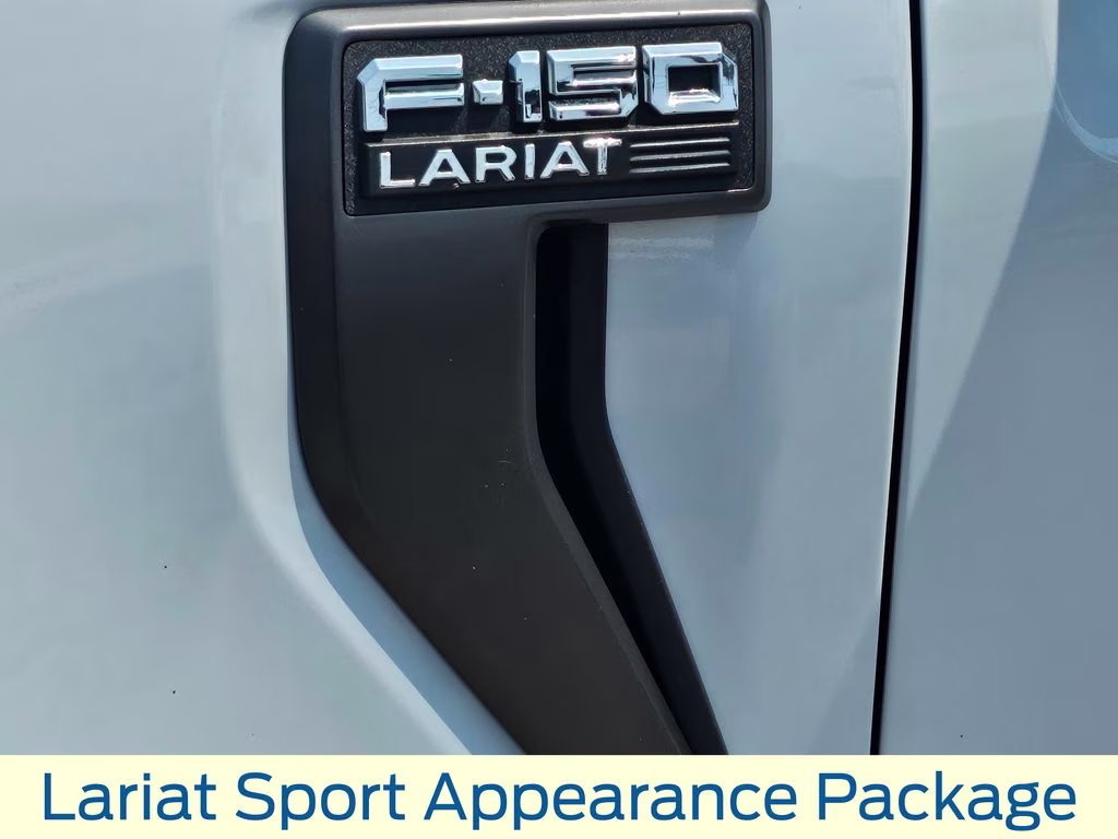 2022 White Metallic Ford F-150 Lariat 4X4 Truck