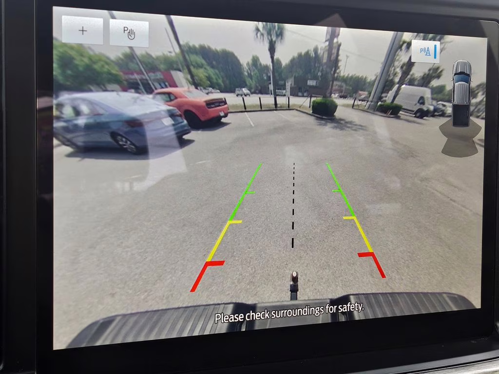 2022 White Metallic Ford F-150 Lariat 4X4 Truck