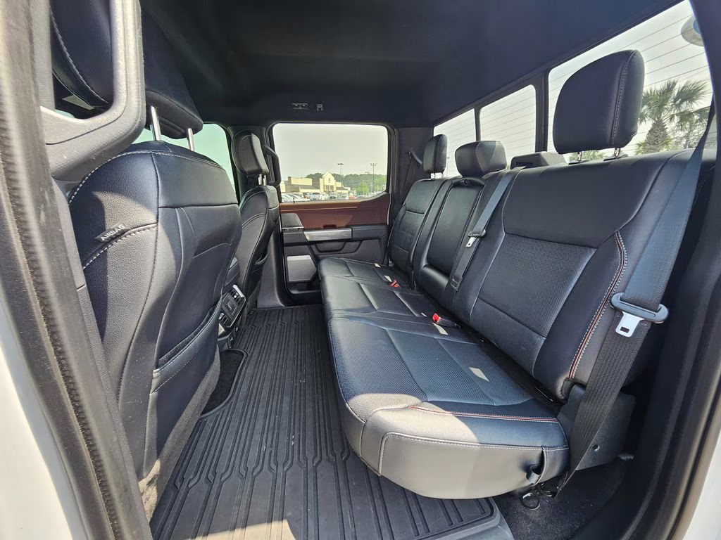 2022 White Metallic Ford F-150 Lariat 4X4 Truck