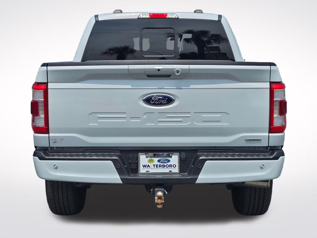 2022 White Metallic Ford F-150 Lariat 4X4 Truck