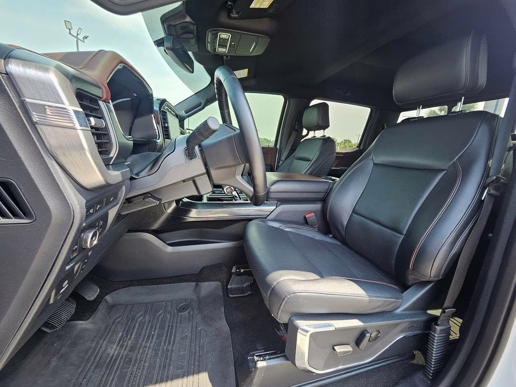 2022 White Metallic Ford F-150 Lariat 4X4 Truck