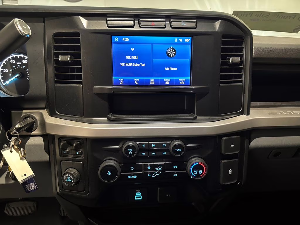 2024 Oxford White Ford Super Duty F-350 SRW XL RWD Chassis