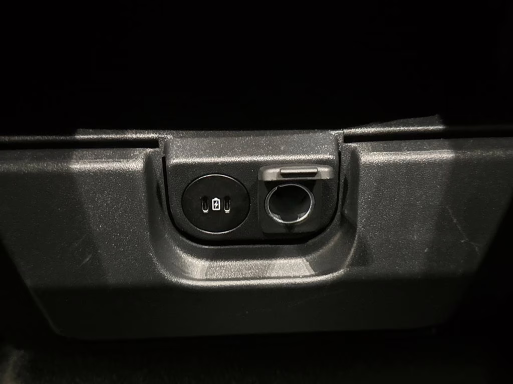 2024 Oxford White Ford Super Duty F-350 SRW XL RWD Chassis