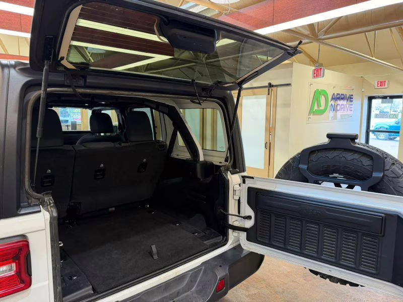 2025 Jeep Wrangler 4 Door Rubicon X Sport Utility 4D 4X4