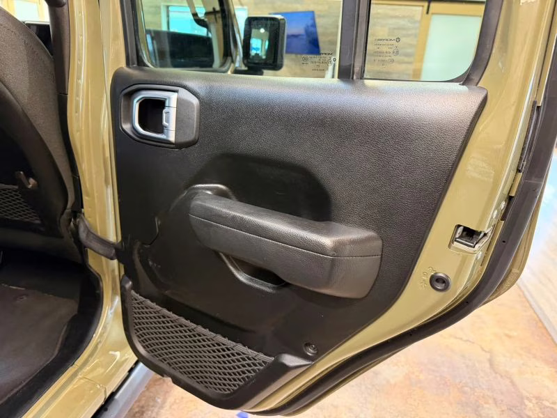 2025 Jeep Wrangler 4 Door Rubicon X Sport Utility 4D 4X4