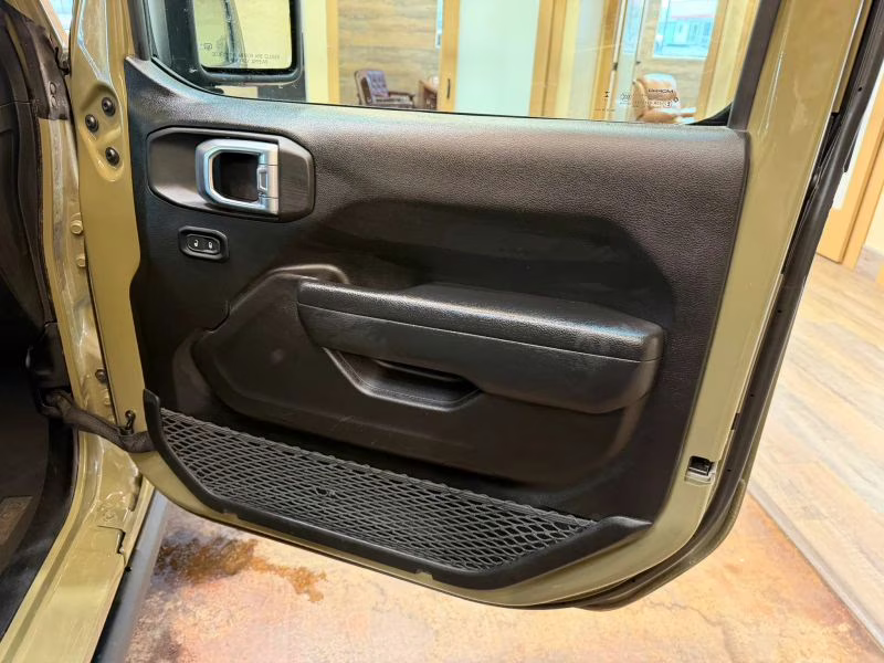 2025 Jeep Wrangler 4 Door Rubicon X Sport Utility 4D 4X4