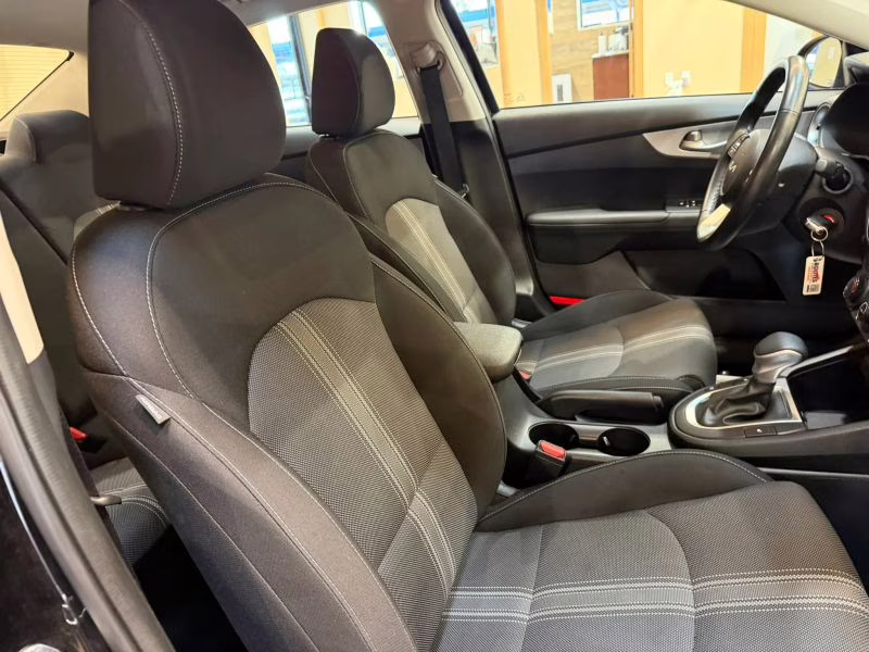 2024 Kia Forte LX Sedan 4D FWD