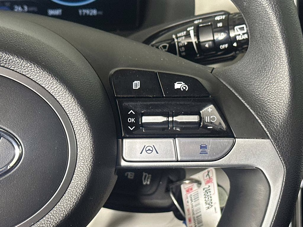 2024 Hampton Gray Hyundai Tucson SE FWD SUV