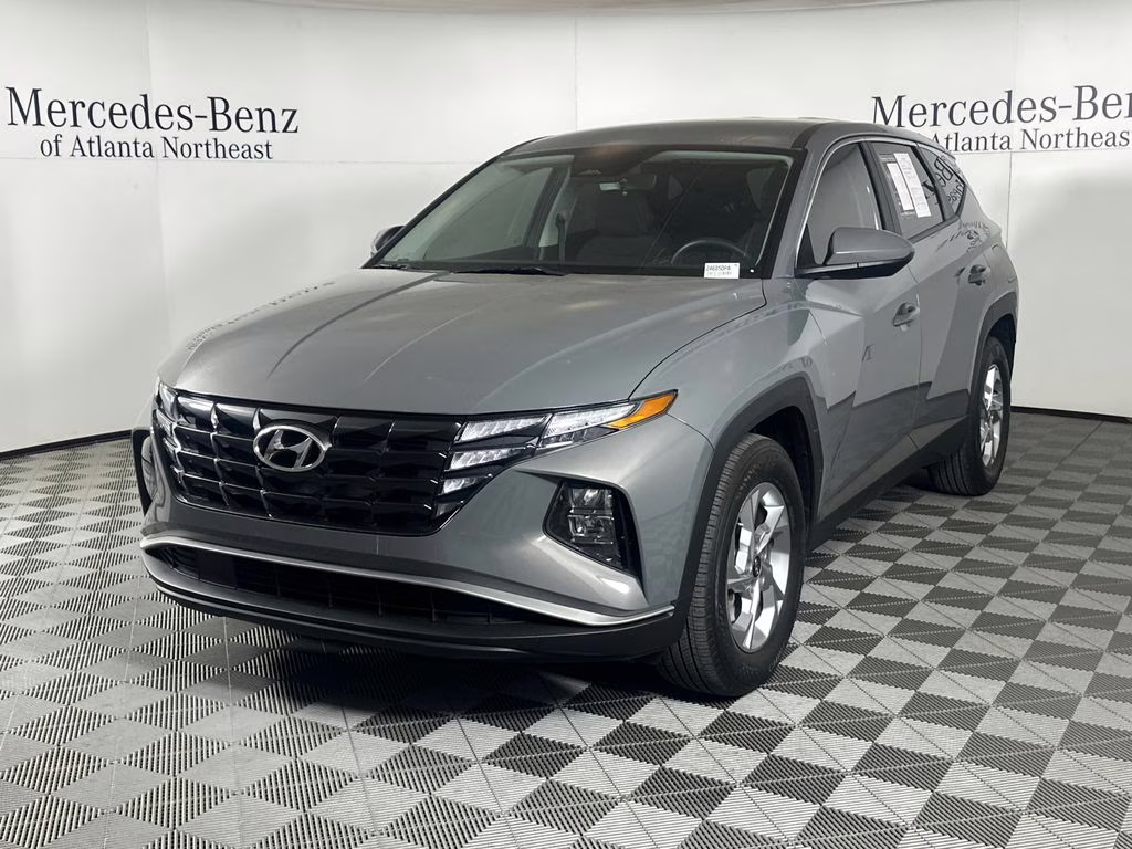 2024 Hampton Gray Hyundai Tucson SE FWD SUV
