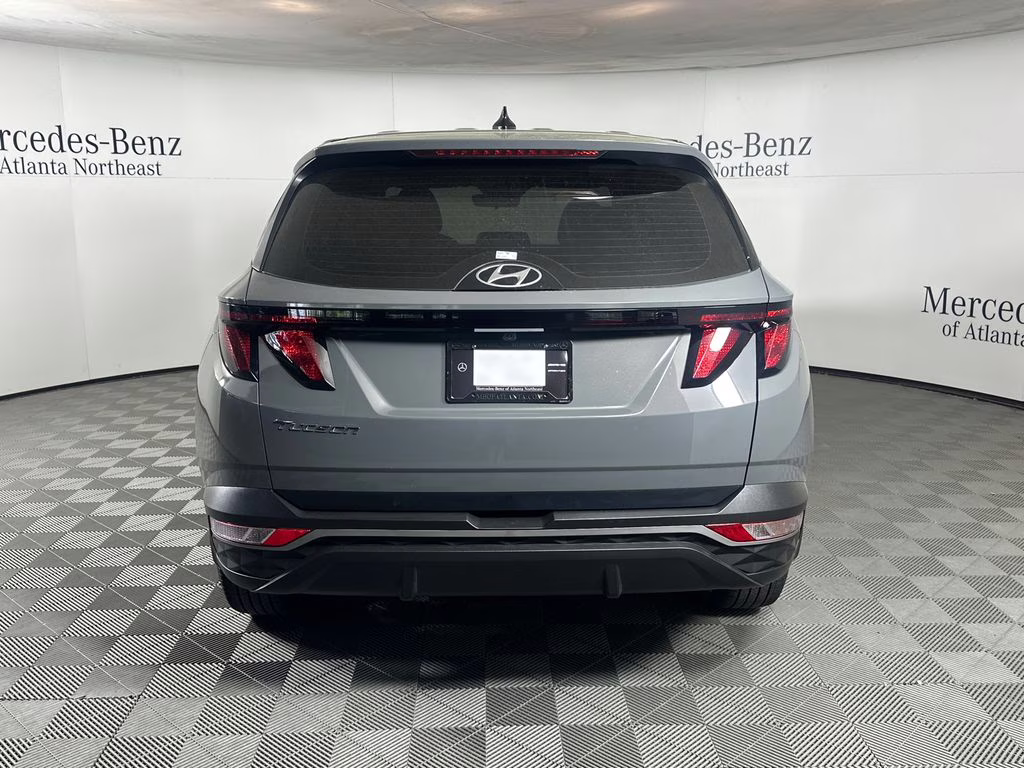2024 Hampton Gray Hyundai Tucson SE FWD SUV