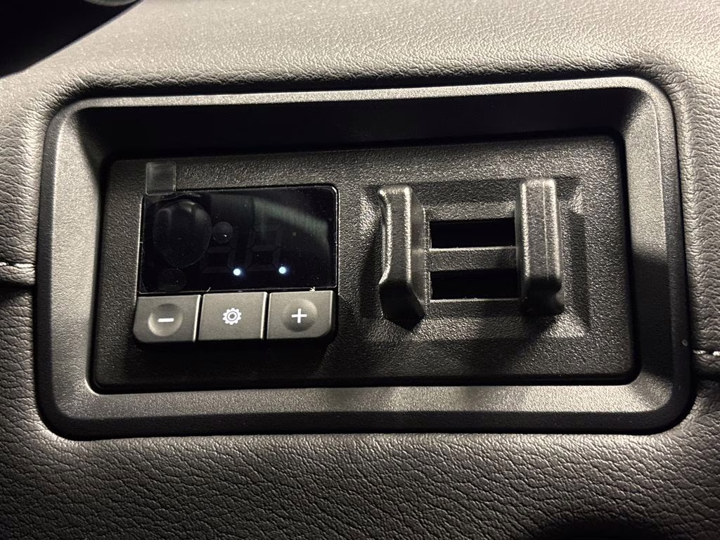 2025 Super Black Nissan Armada Platinum Reserve 4X4 SUV