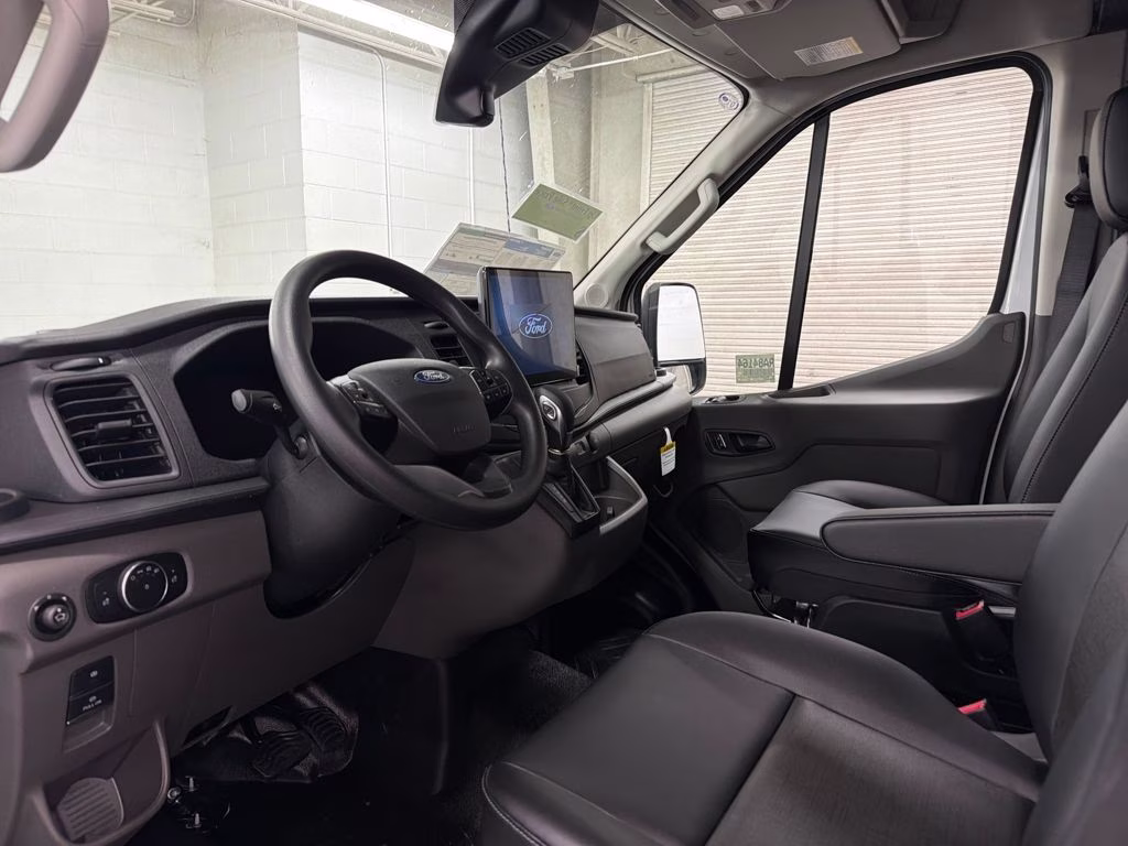 2026 OXFORD WHITE Ford Transit-250 XL RWD Van