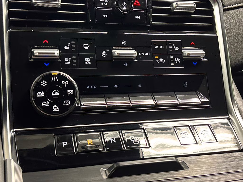 2025 Super Black Nissan Armada Platinum Reserve 4X4 SUV