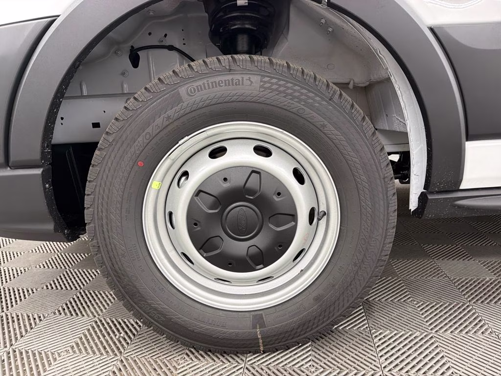 2026 OXFORD WHITE Ford Transit-250 XL RWD Van