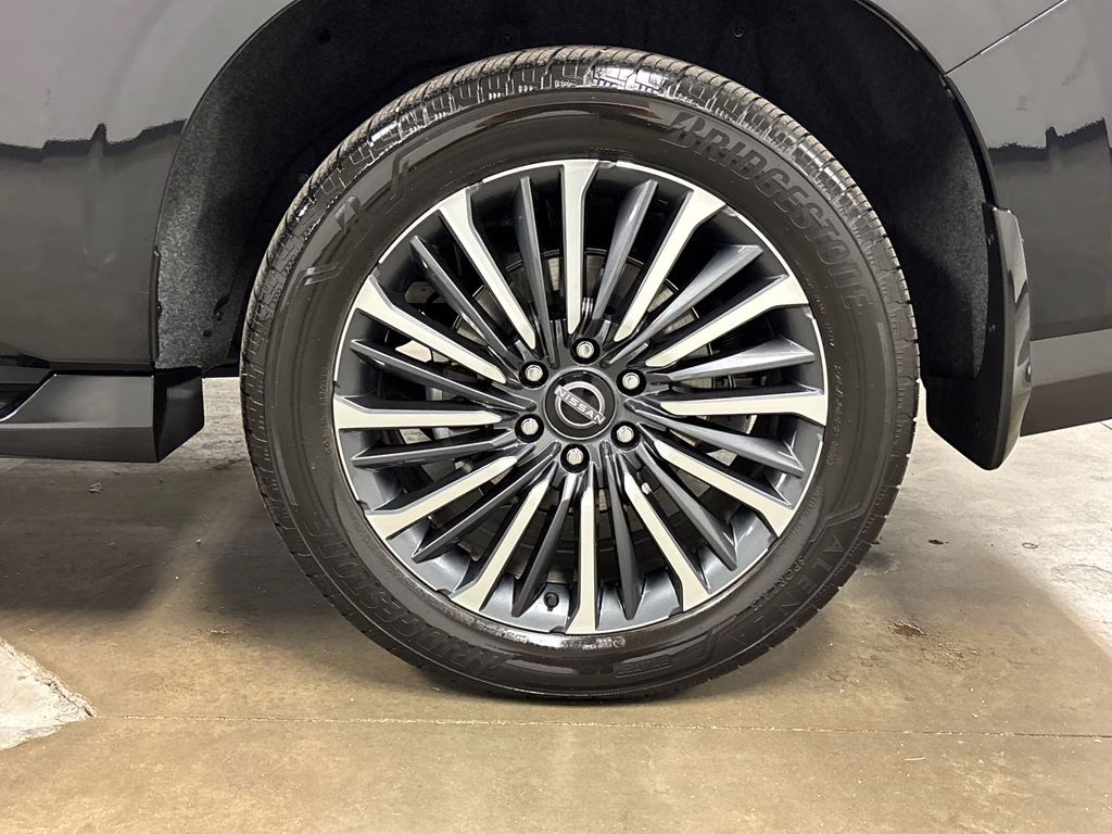 2025 Super Black Nissan Armada Platinum Reserve 4X4 SUV