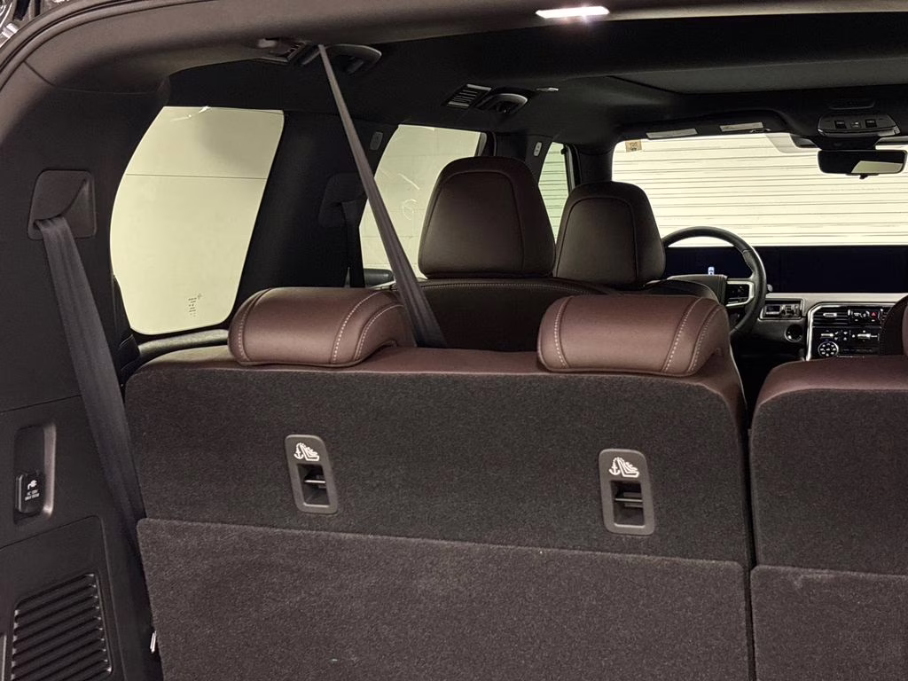 2025 Super Black Nissan Armada Platinum Reserve 4X4 SUV