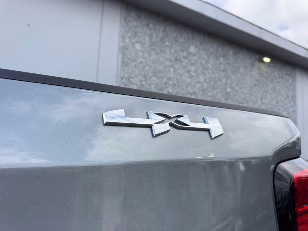 2024 Sterling Metallic GMC Sierra 1500 Elevation 4X4 Truck