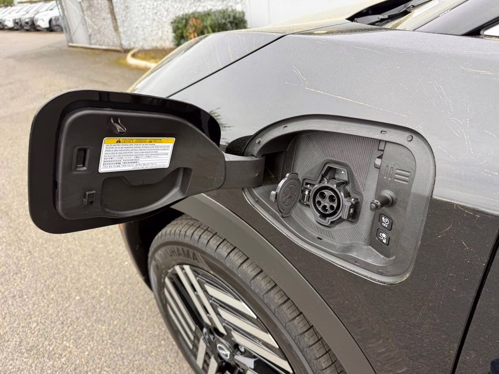 2026 Black Diamond Pearl Nissan LEAF SV+ FWD SUV