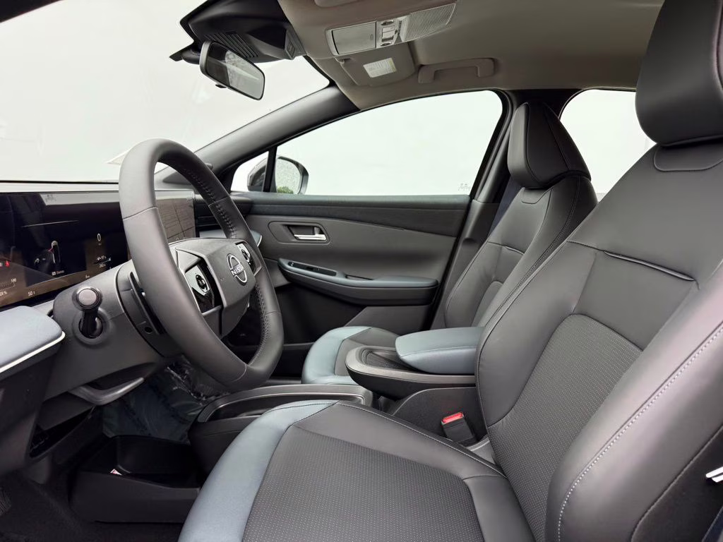 2026 Black Diamond Pearl Nissan LEAF SV+ FWD SUV