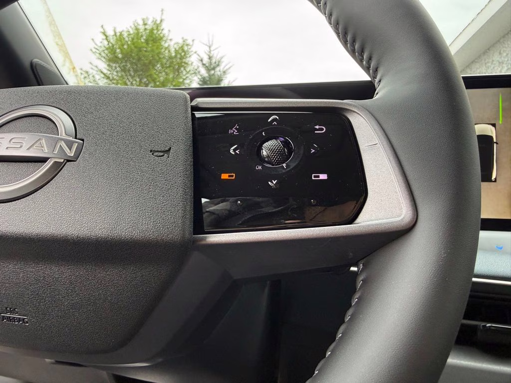 2026 Black Diamond Pearl Nissan LEAF SV+ FWD SUV