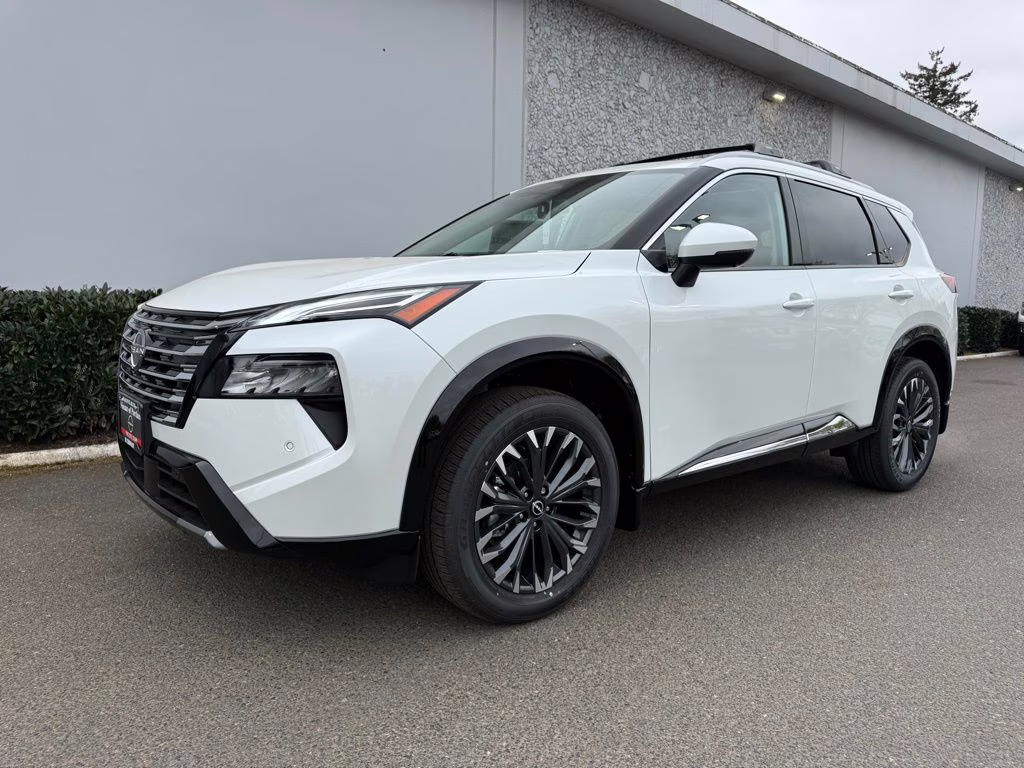 2026 Everest White Pearl Tricoat Nissan Rogue Platinum AWD SUV