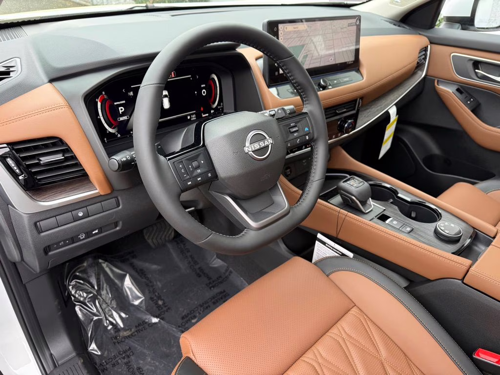 2026 Everest White Pearl Tricoat Nissan Rogue Platinum AWD SUV