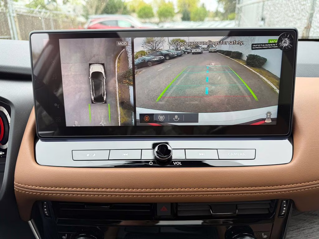 2026 Everest White Pearl Tricoat Nissan Rogue Platinum AWD SUV