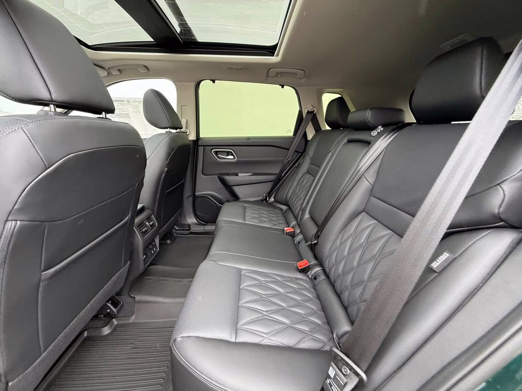 2026 Obsidian Green Nissan Rogue Platinum AWD SUV