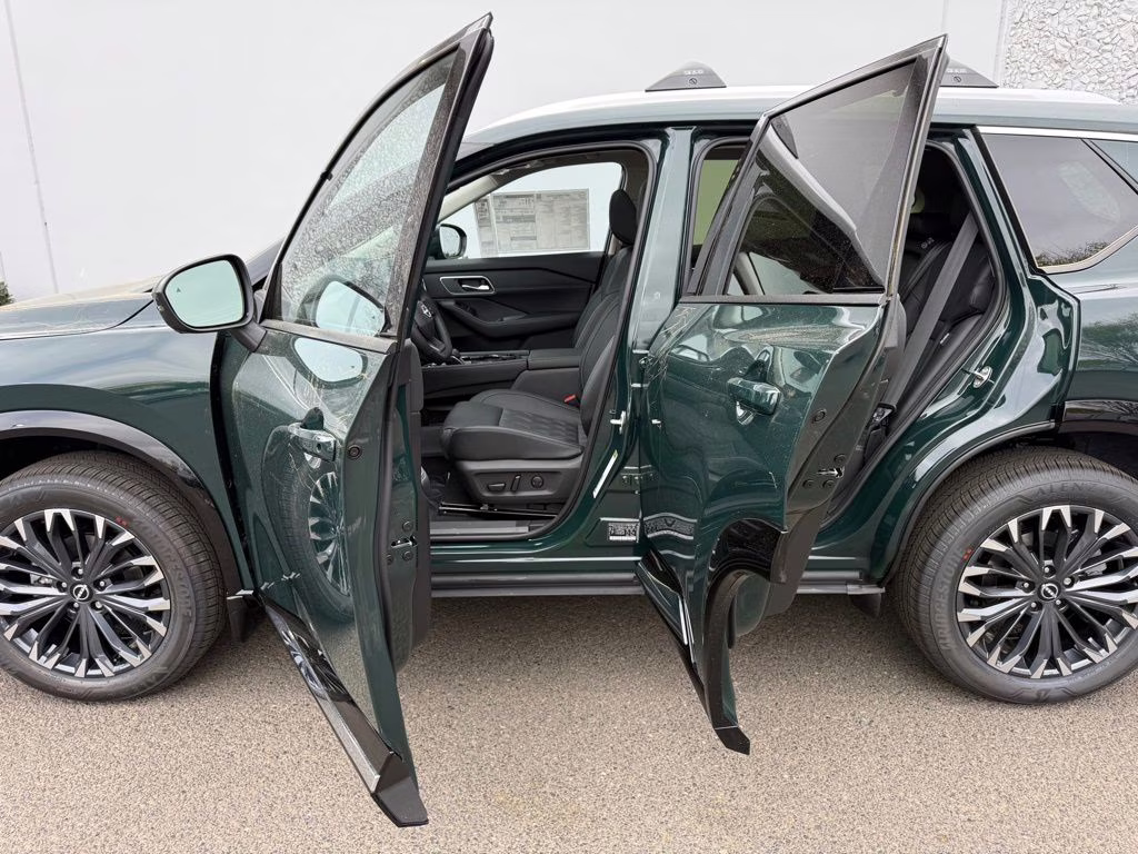 2026 Obsidian Green Nissan Rogue Platinum AWD SUV