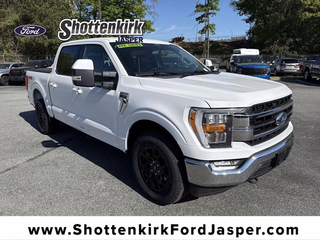 2021 Oxford White Ford F-150 Lariat 4X4 Truck