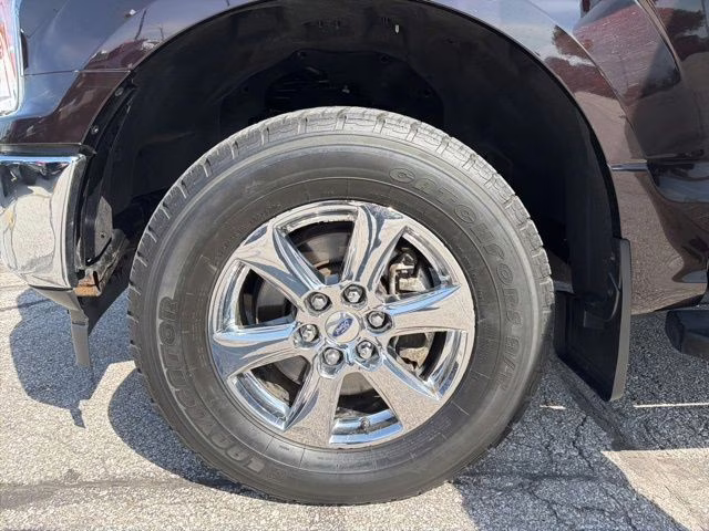 2018 Brown Ford F-150 XLT 4X4 Truck