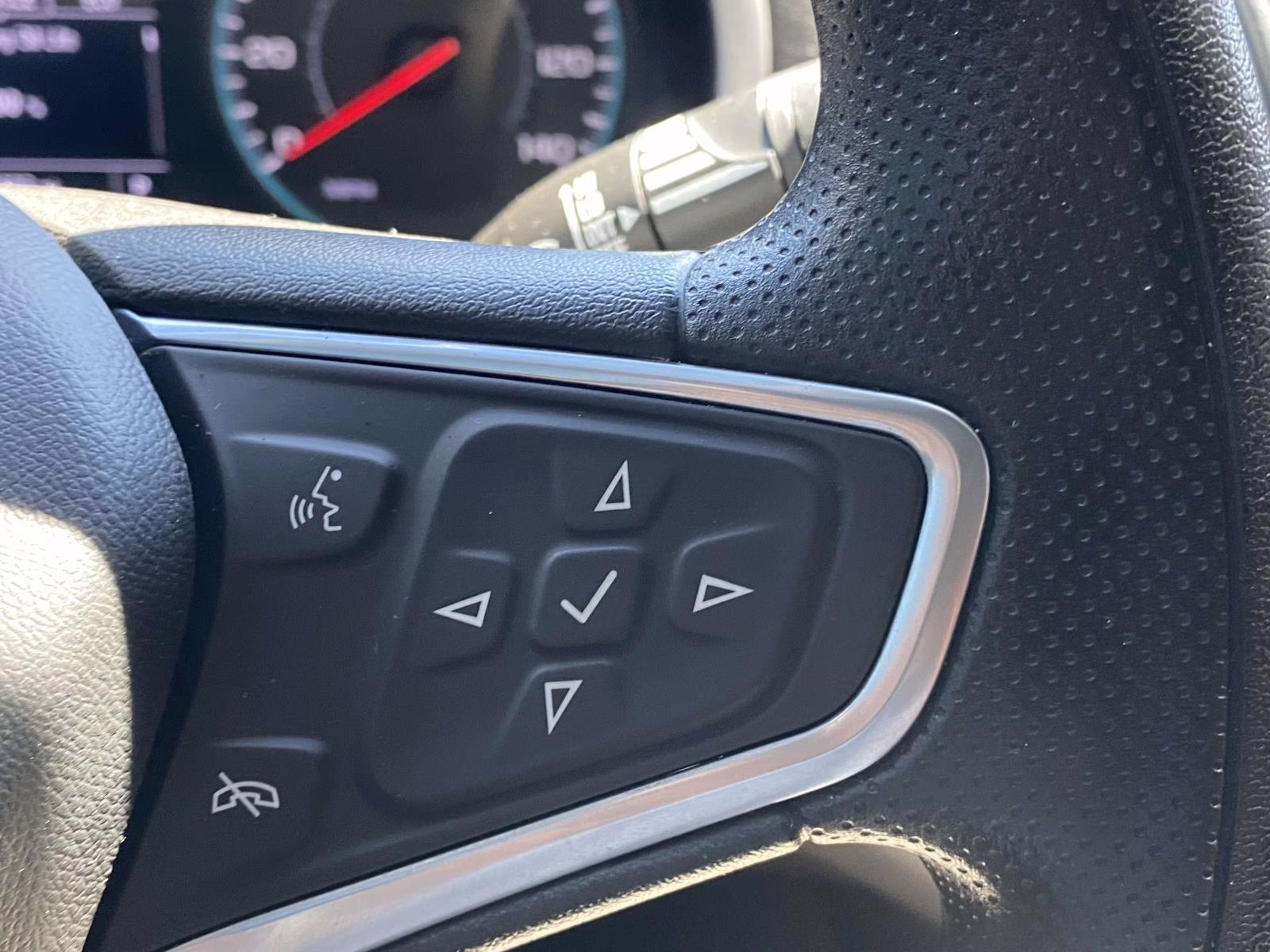 2022 Summit White Chevrolet Malibu LS FWD Sedan