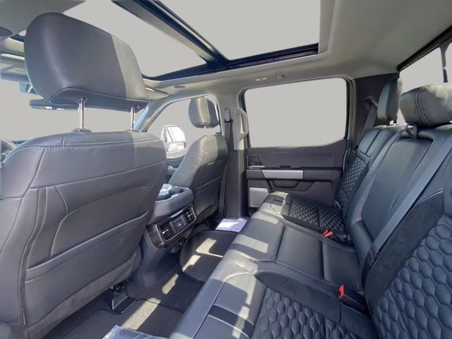 2026 Glacier Gray Metallic Tri-Coat Ford Super Duty F-250 SRW LARIAT 4X4 Truck