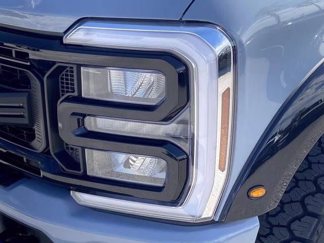 2026 Glacier Gray Metallic Tri-Coat Ford Super Duty F-250 SRW LARIAT 4X4 Truck