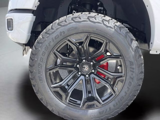 2026 Oxford White Ford F-150 XLT 4X4 Truck