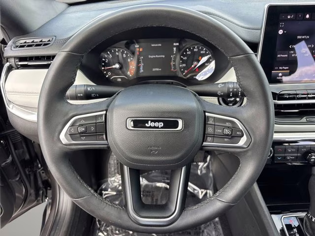 2023 Granite Crystal Metallic Clearcoat Jeep Compass Limited 4X4 SUV