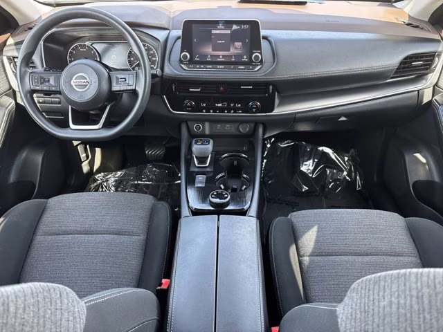 2021 Brilliant Silver Metallic Nissan Rogue SV AWD SUV