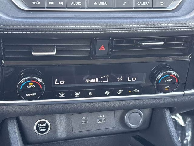 2021 Brilliant Silver Metallic Nissan Rogue SV AWD SUV