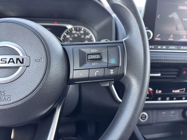 2021 Brilliant Silver Metallic Nissan Rogue SV AWD SUV