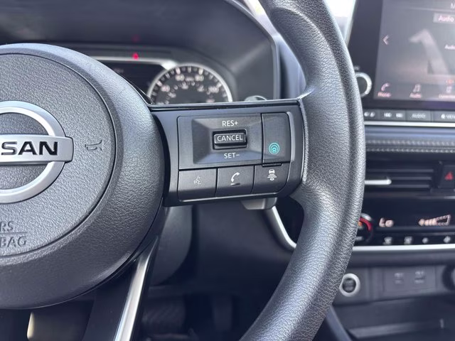 2021 Brilliant Silver Metallic Nissan Rogue SV AWD SUV