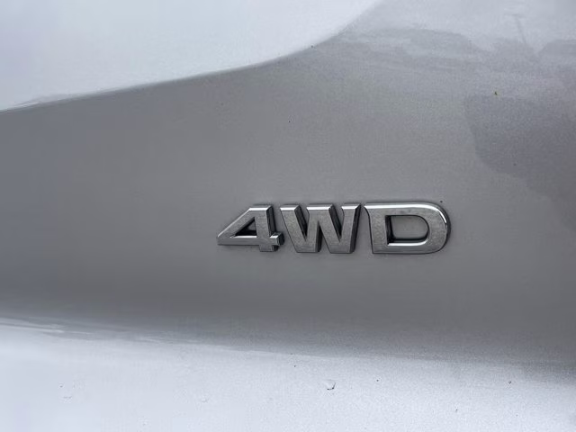 2025 Brilliant Silver Metallic Nissan Pathfinder SV 4X4 SUV